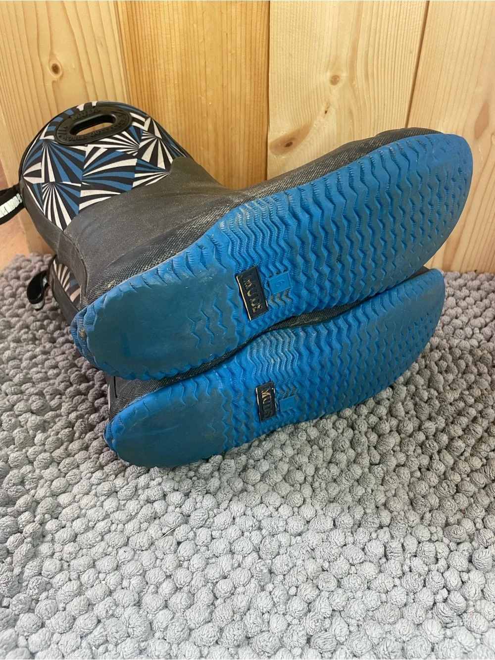 Kids Black and Blue Geometric Waterproof Rain Boots with Easy Pull Handles